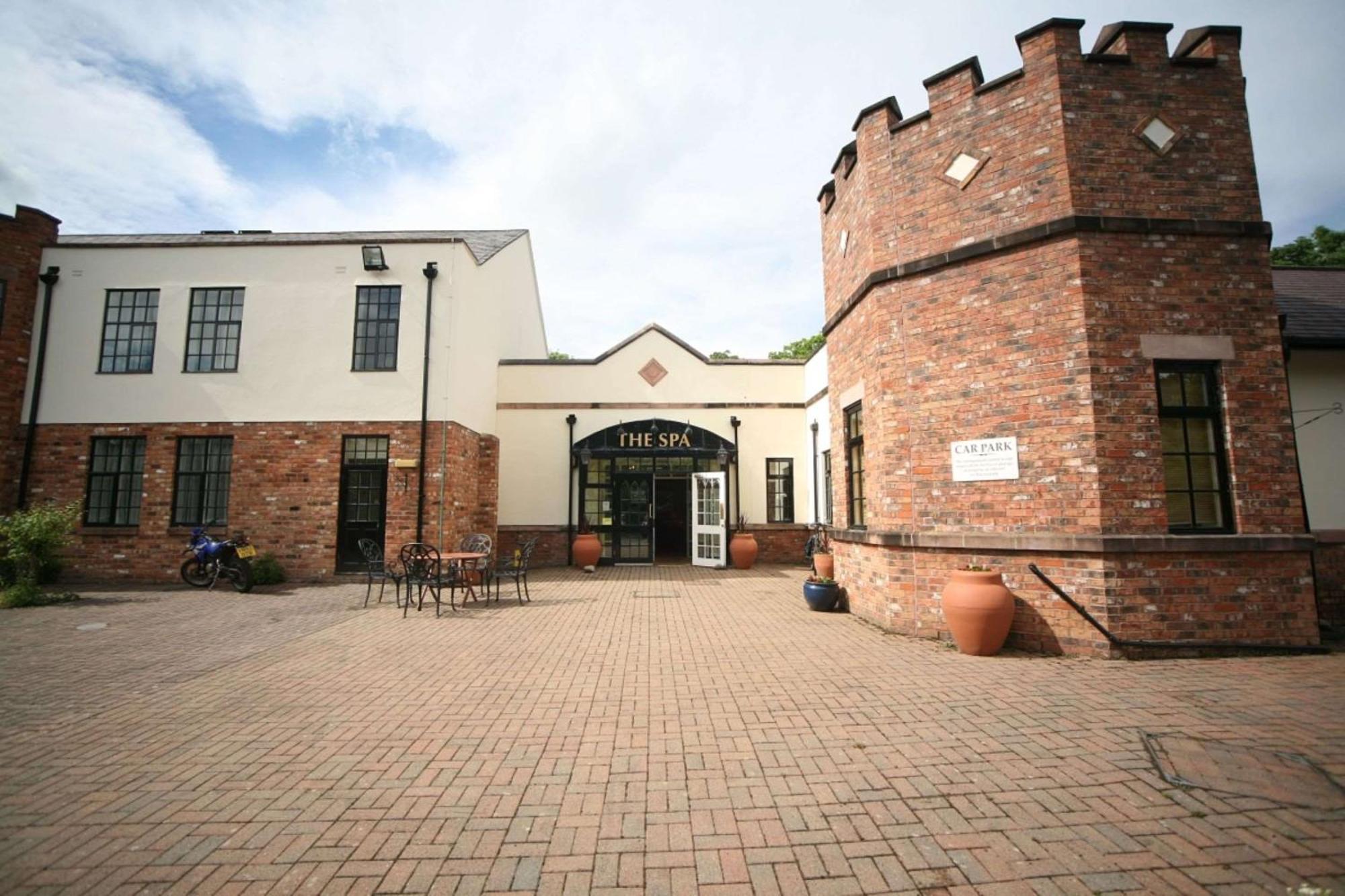 Crabwall Manor & Spa - BW Signature Collection Chester Exterior photo